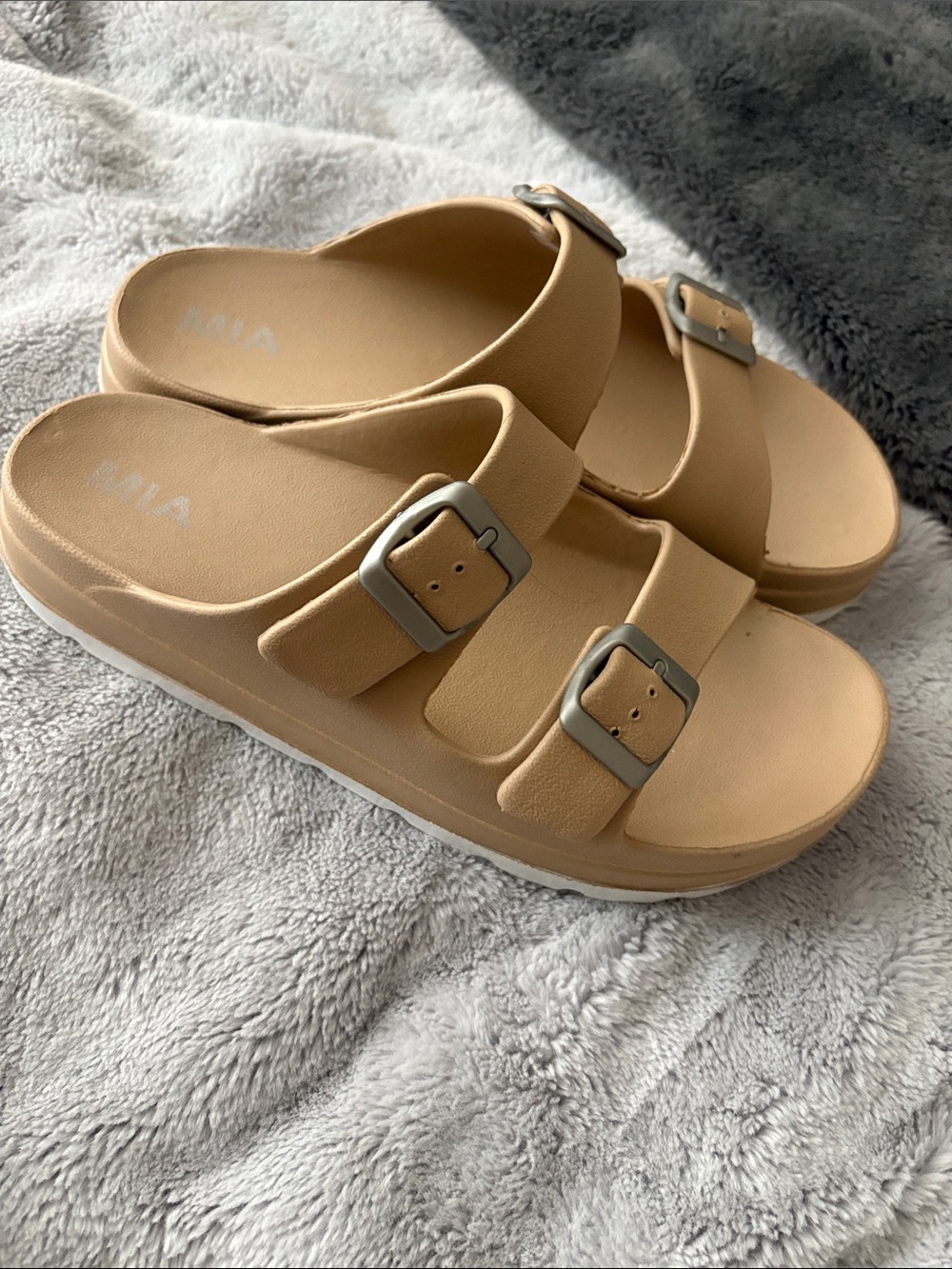 EUC MIA Sunnny Beige Double-Buckle EVA Slide Sandals size 9